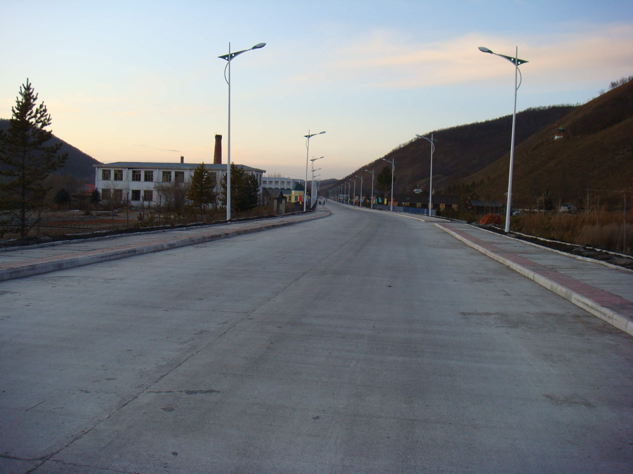 剛家屯-黑龍江省交界公路、中心村-查哈陽界公路等2013年度公路項(xiàng)目決算審計(jì)
