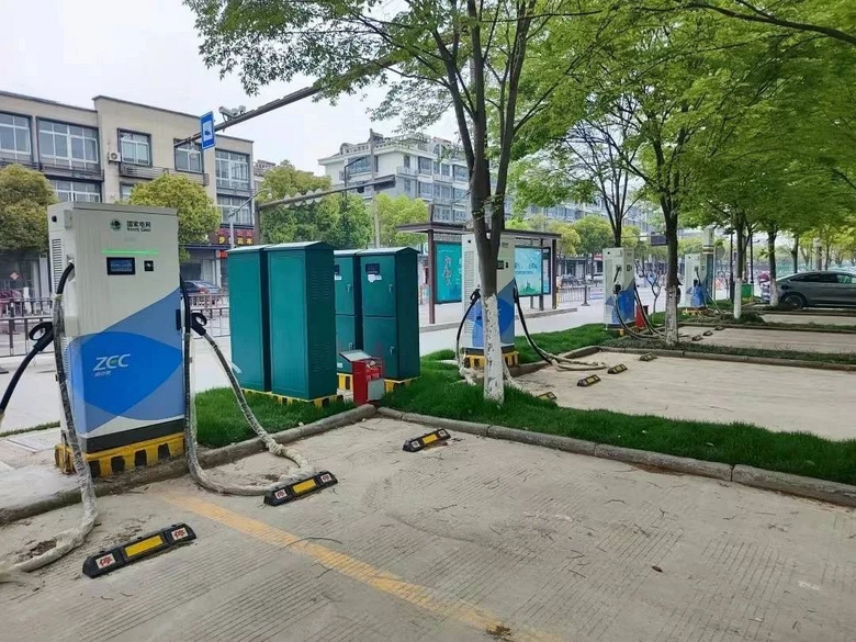 邯鄲市東湖新區(qū)新能源充電站及停車場(chǎng)基礎(chǔ)設(shè)施建設(shè)項(xiàng)目李牧街（完璧歸趙路-永通路）勘察設(shè)計(jì)施工總承包（EPC）及監(jiān)理項(xiàng)目